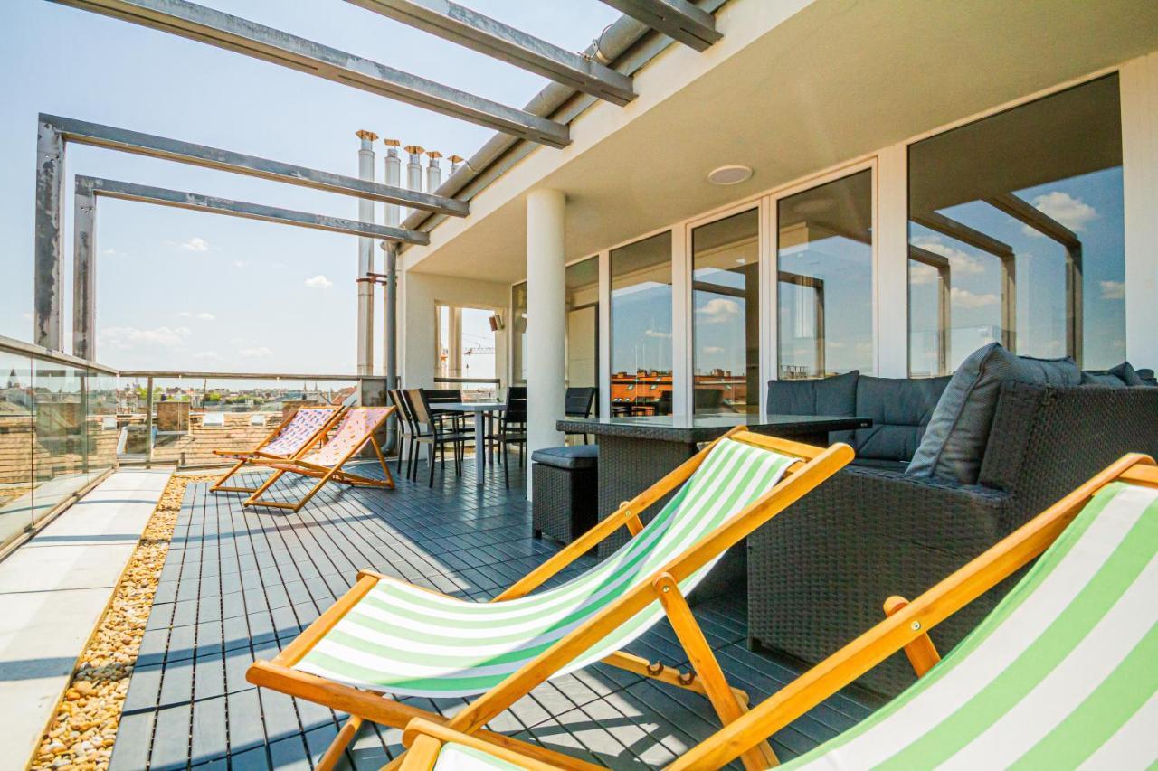 Luxury Apartment With Balcony In Downtown Budapest Exterior foto
