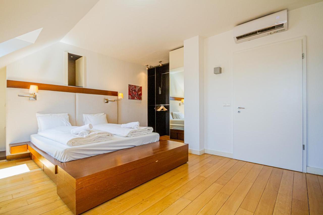 Luxury Apartment With Balcony In Downtown Budapest Exterior foto