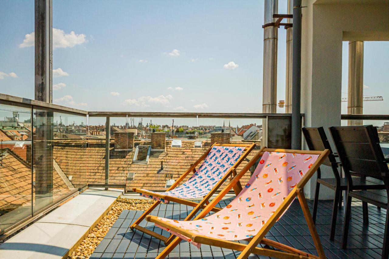 Luxury Apartment With Balcony In Downtown Budapest Exterior foto