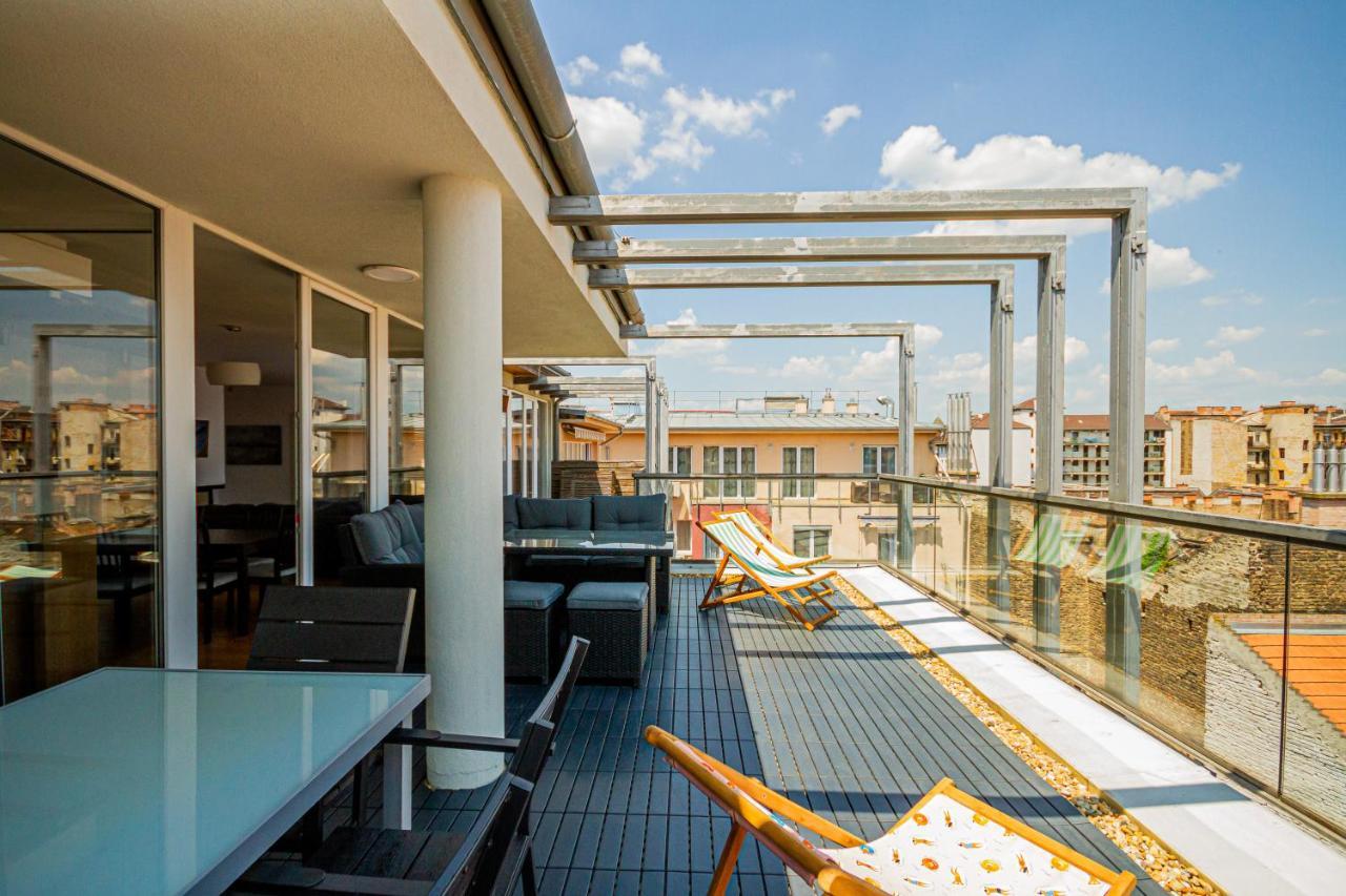 Luxury Apartment With Balcony In Downtown Budapest Exterior foto